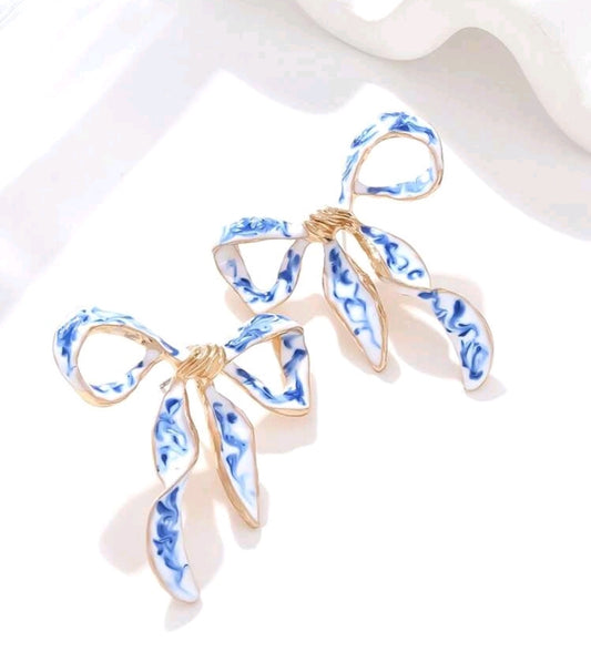 Chinoiserie Bows