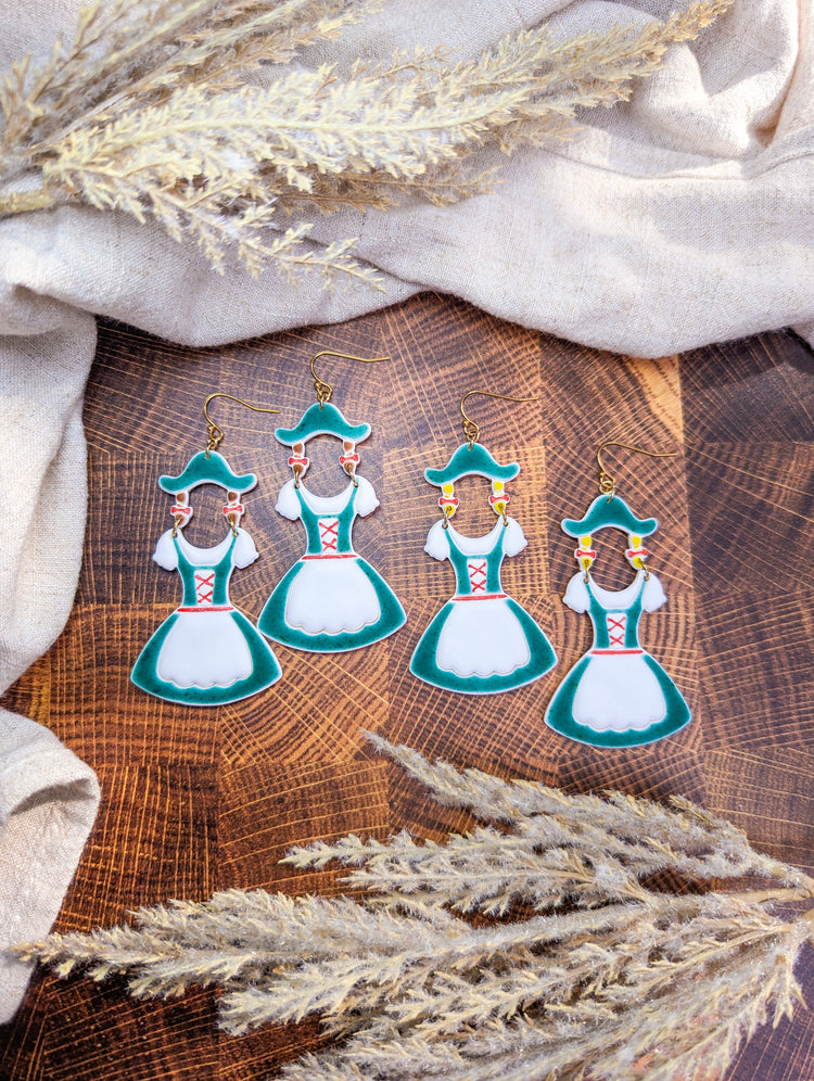 Dirndl (Multiple Options)