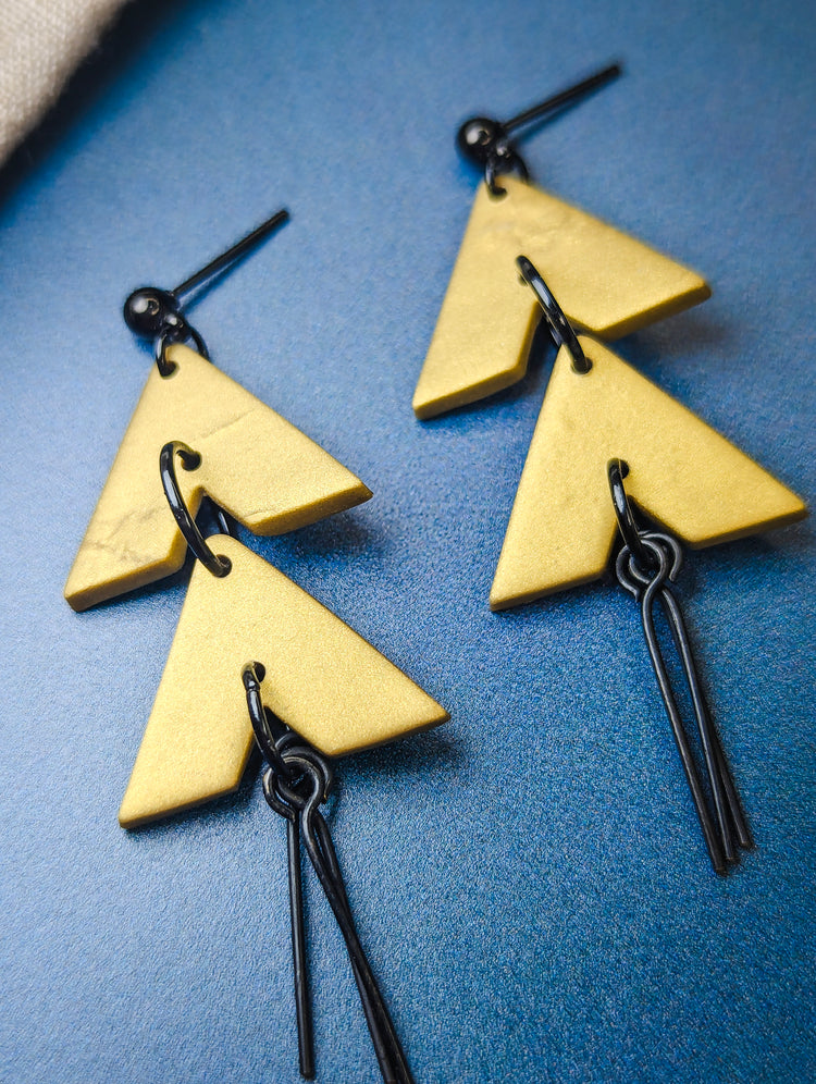 Gold & Black Arrows